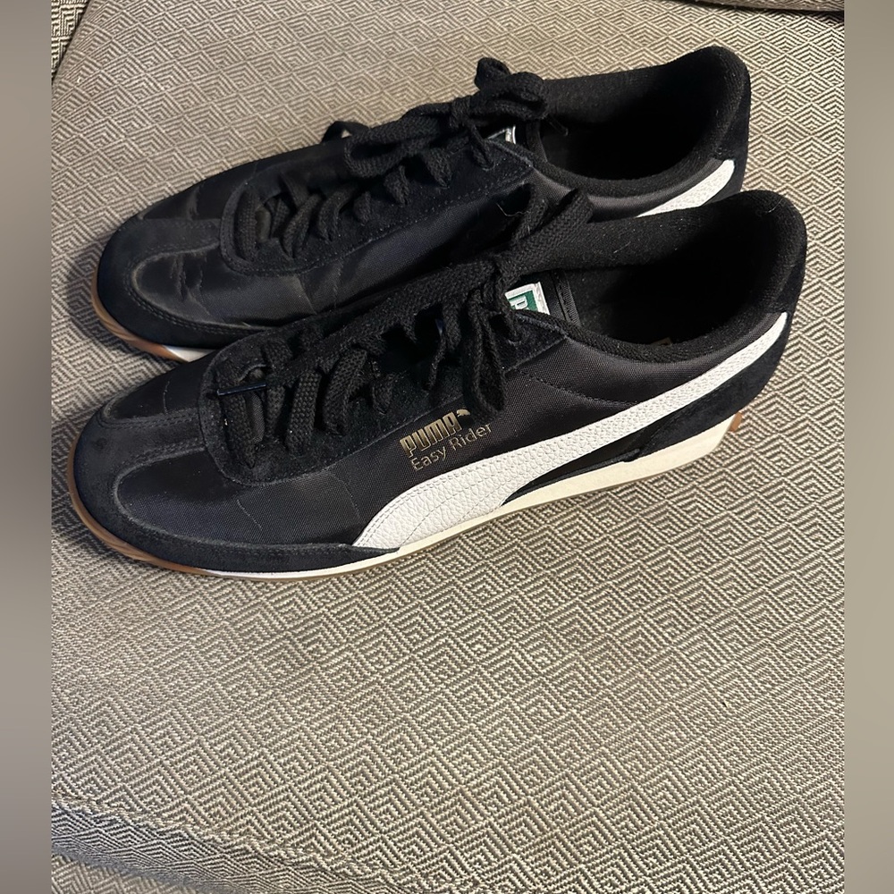 Men’s Puma athletic shoe size 11